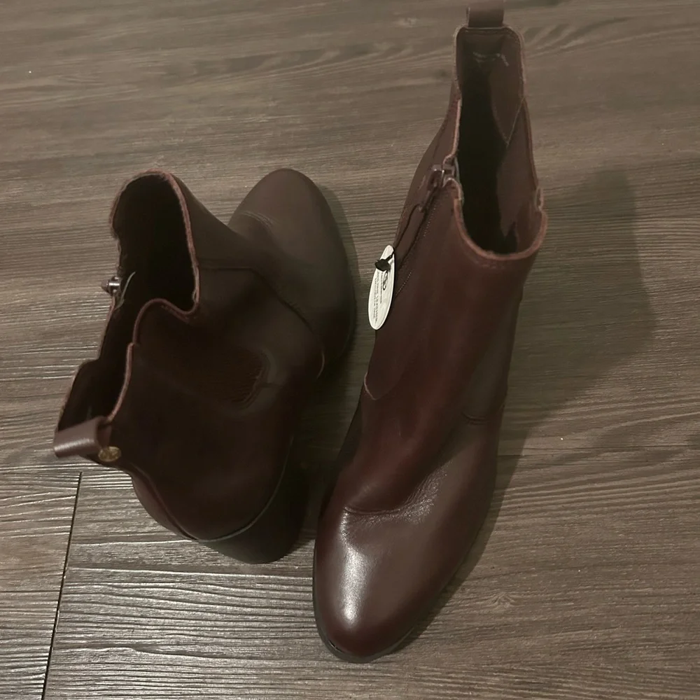 GIANI BERNINI Women's Black Korma Ankle Booties